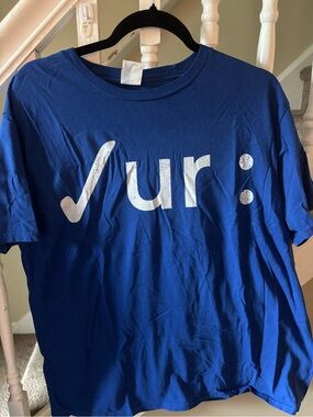 Blue Graphic Tee: size L (unisex)